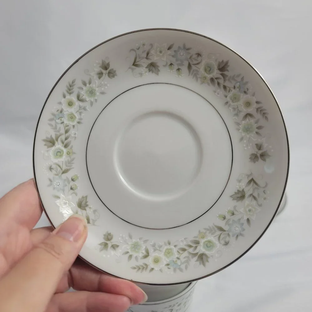 FOUR Imperial China Wild Flower Cup & Saucer Sets Green Blue & White Flowers